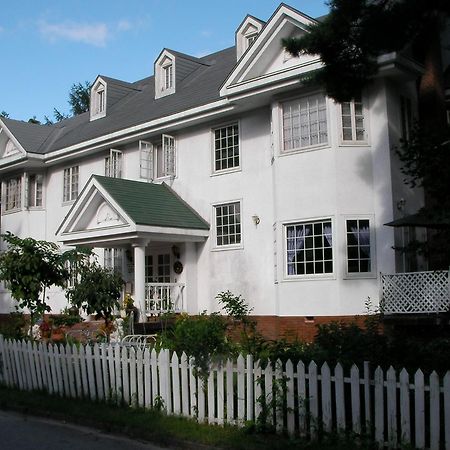 Petit Hotel And Restaurant Air Mail Hakuba Exterior foto